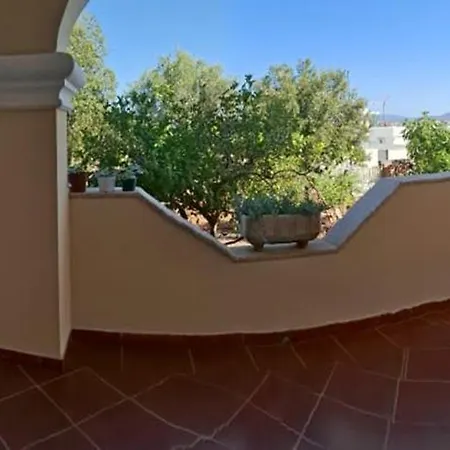 Casa Fiore شقة أولبيا
